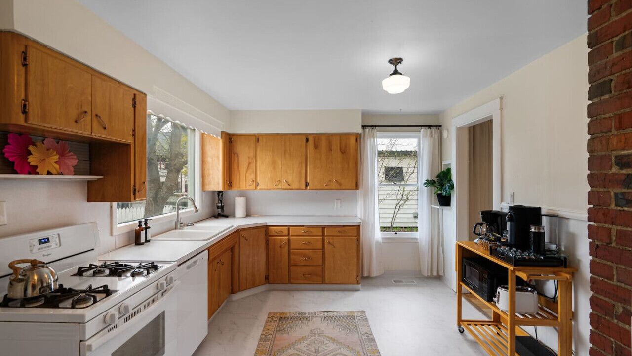 Photo of Kitchen in Garden District