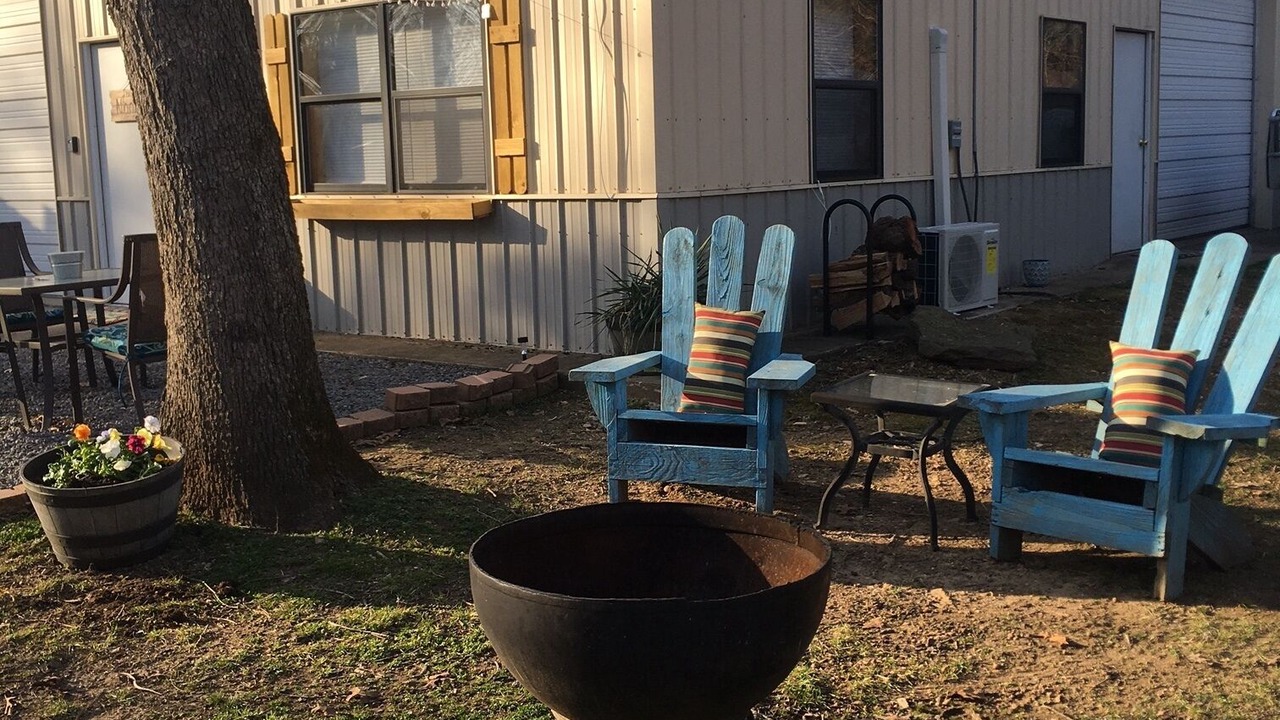 Photo of Outdoor in Cookson