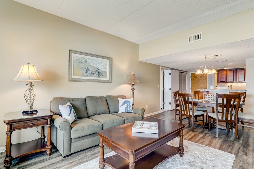 Photo of Livingroom in Fernandina Beach