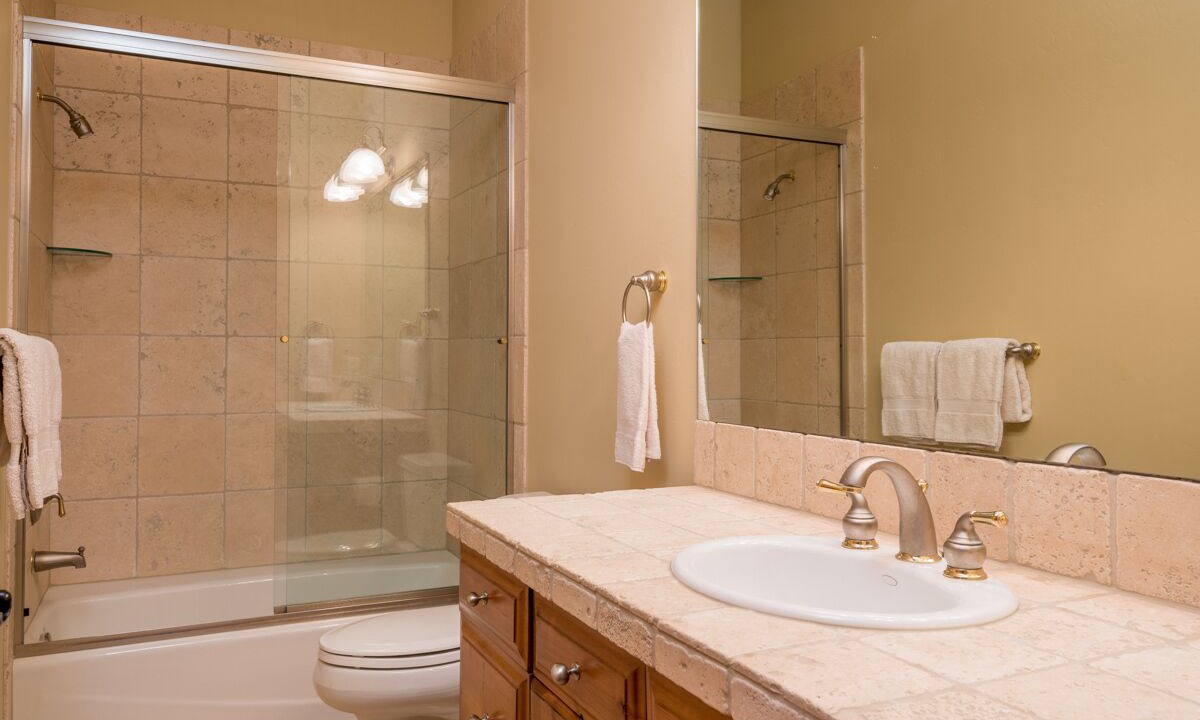 Photo of Bathroom in Highlands