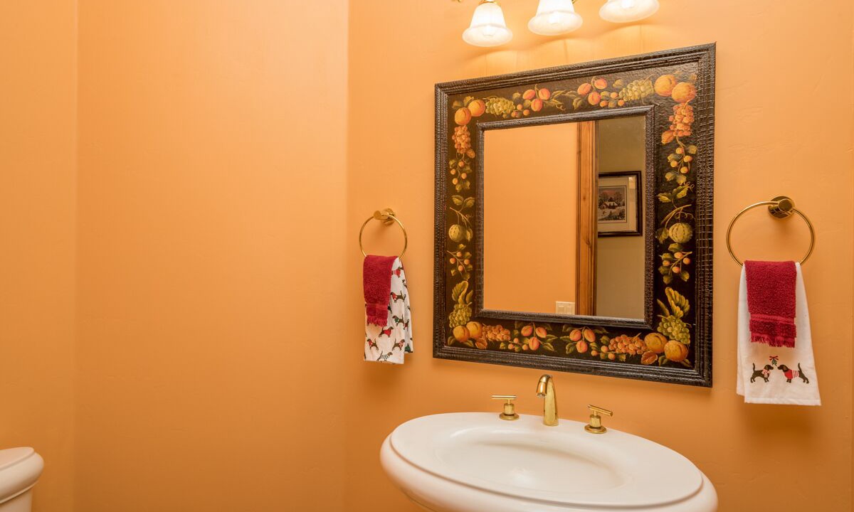 Photo of Bathroom in Highlands
