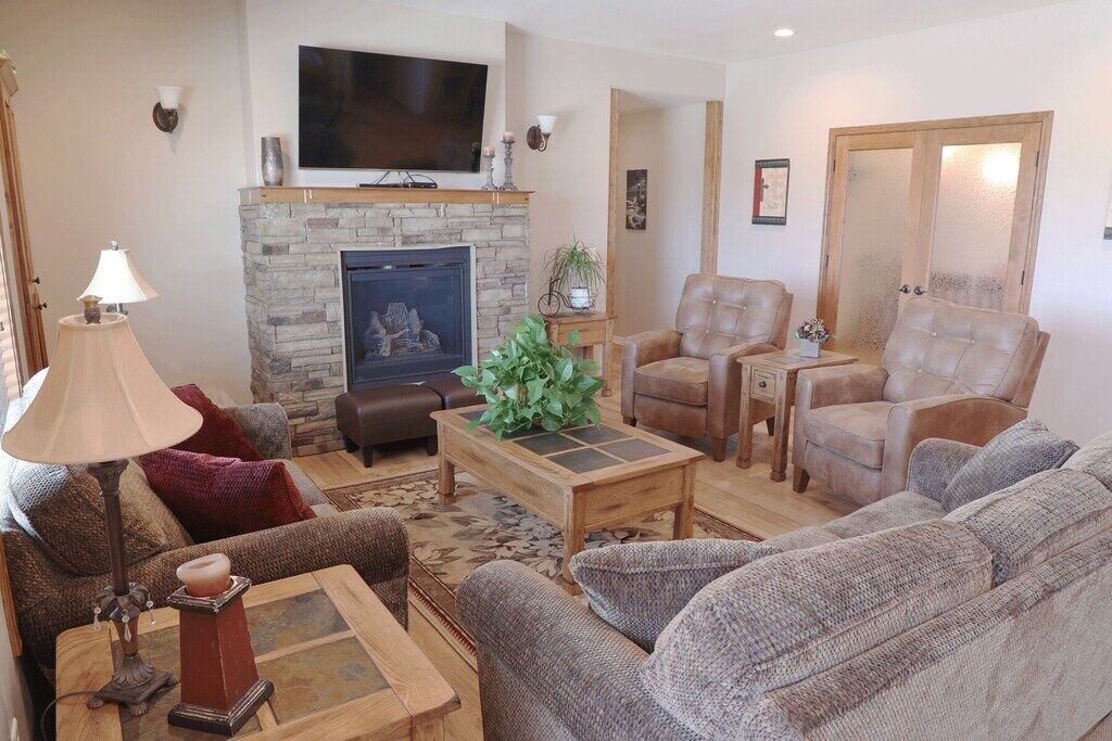 Photo of Livingroom in Heyburn