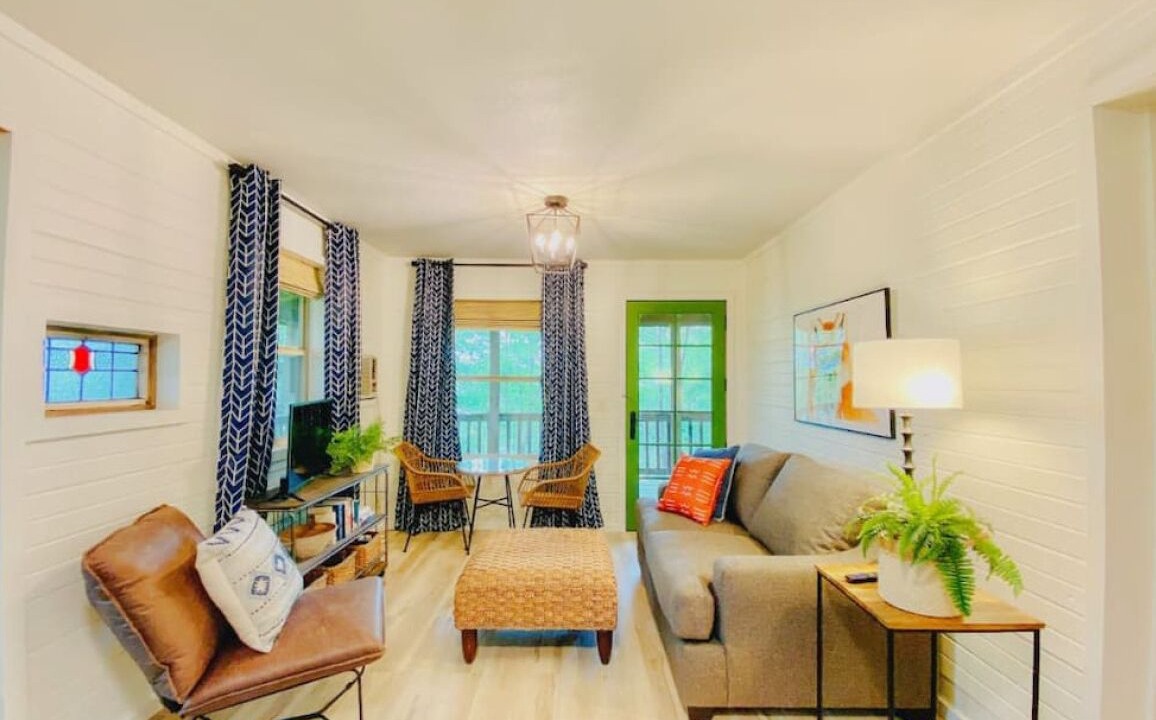 Photo of Livingroom in Boswell
