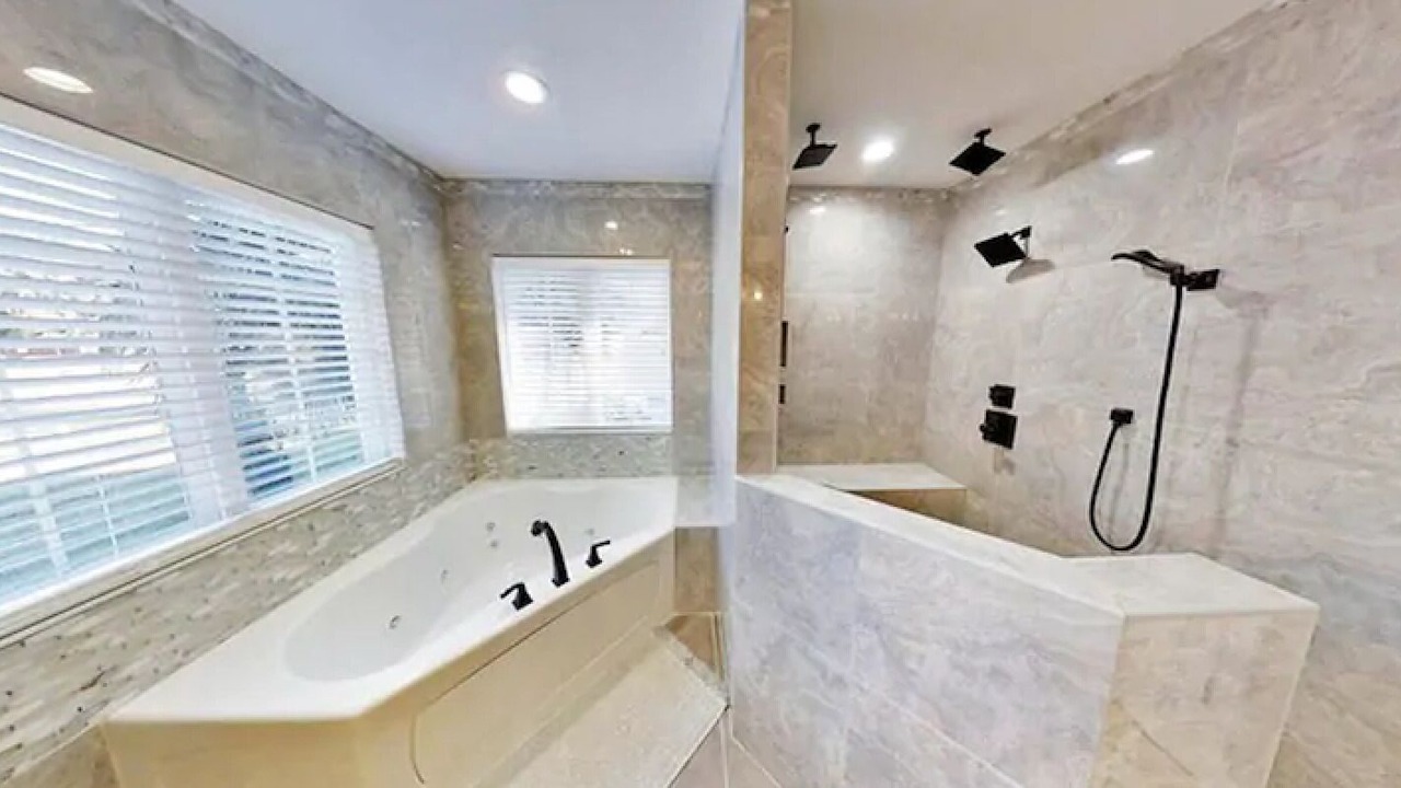 Photo of Bathroom in Manning