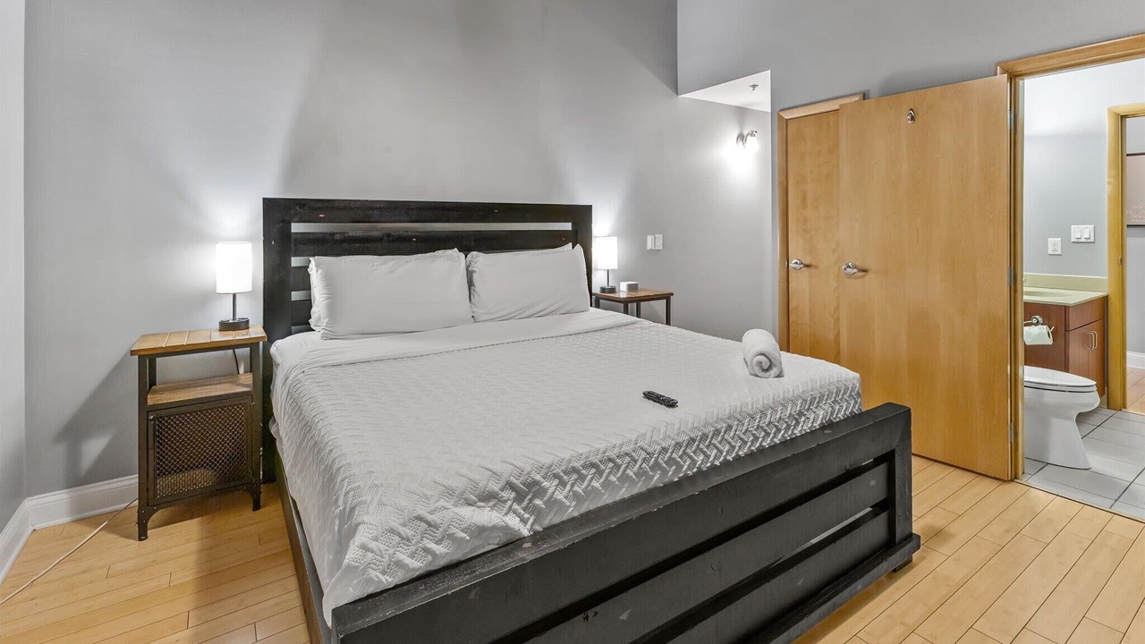 Photo of Bedroom in Wholesale District