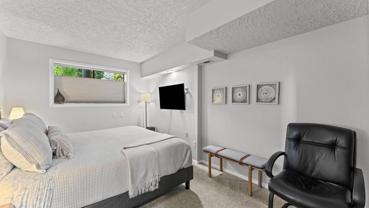 Photo of Bedroom in Camas