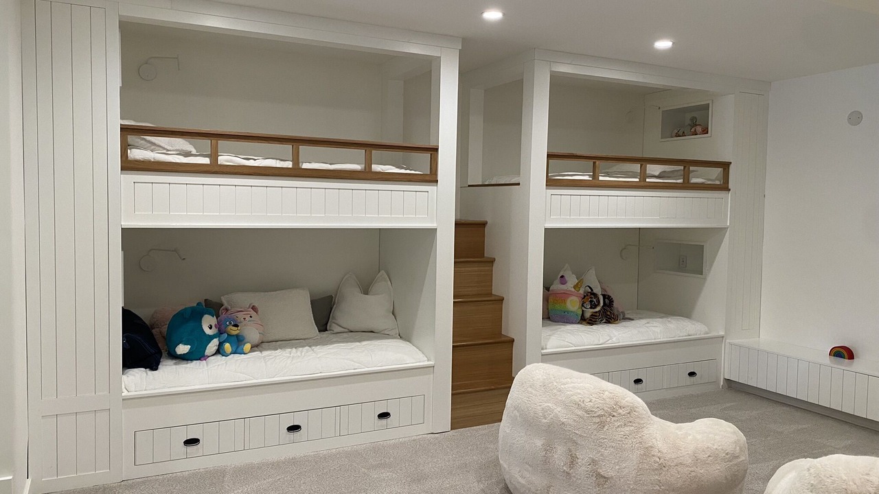 Photo of Bedroom in Elkhorn Village