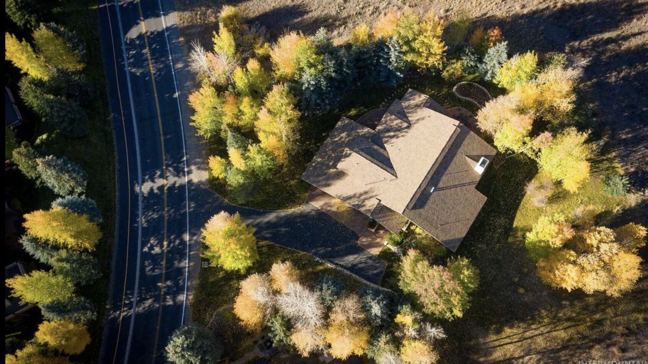 Photo of Outdoor in Elkhorn Village
