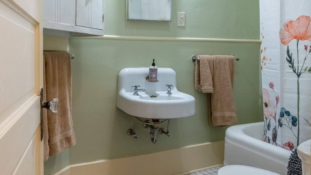 Photo of Bathroom in Livingston