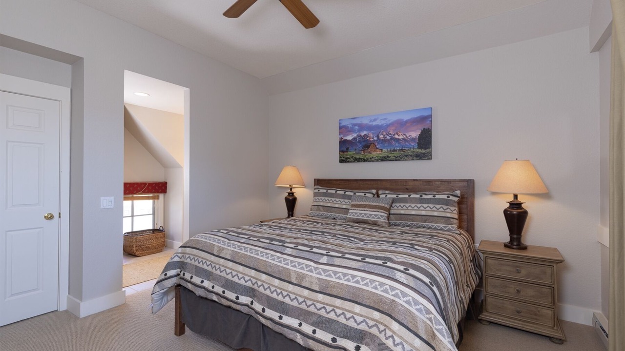 Photo of Bedroom in Saddle Ridge