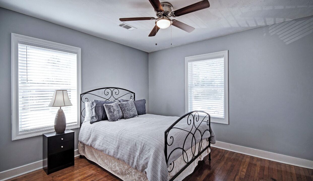 Photo of Bedroom in Fondren