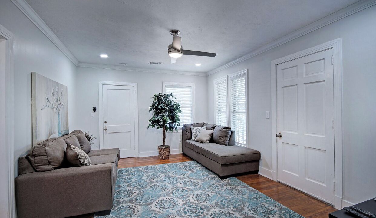 Photo of Livingroom in Fondren