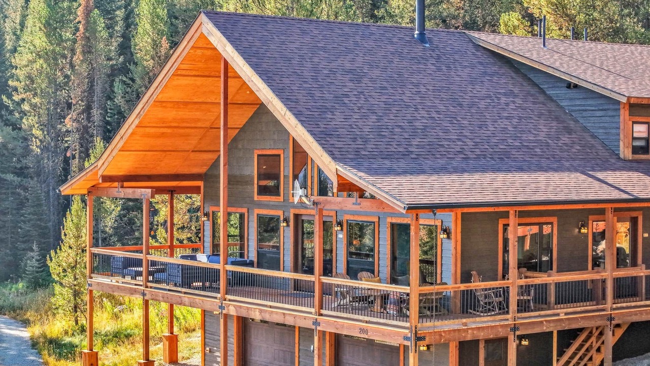 Photo of Others in West Yellowstone