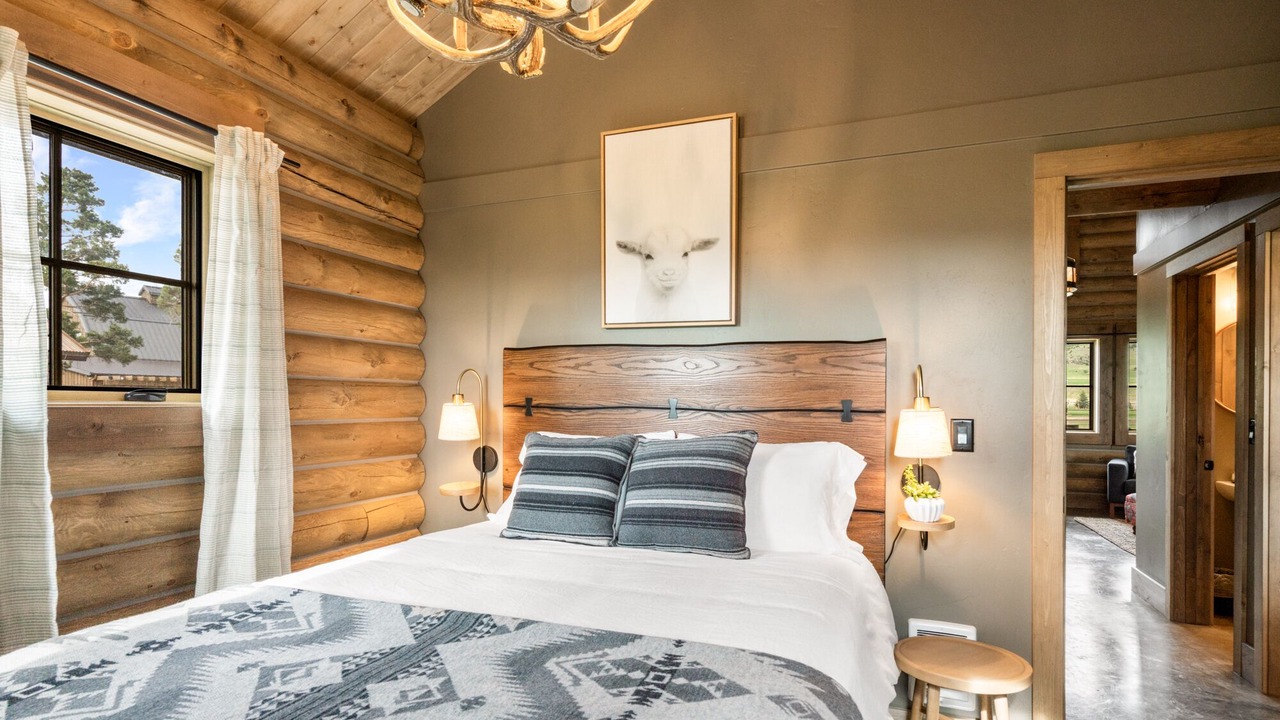 Photo of Bedroom in Livingston