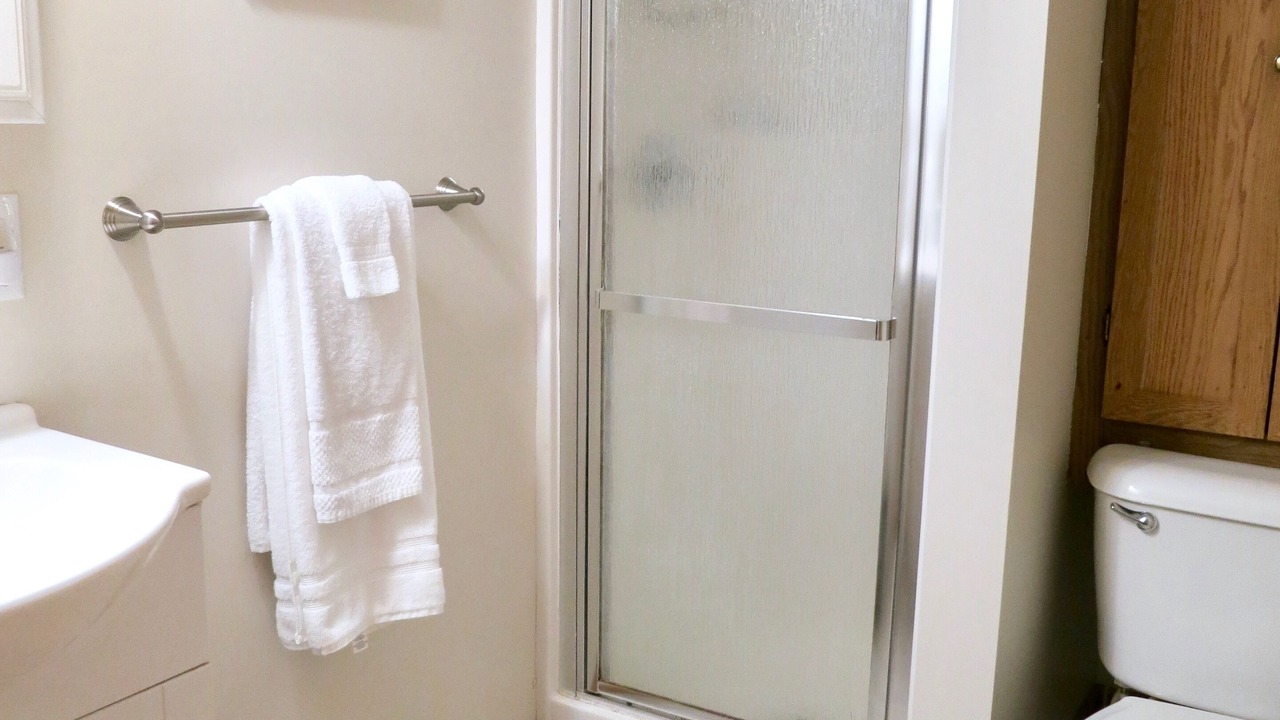 Photo of Bathroom in Nelsonville