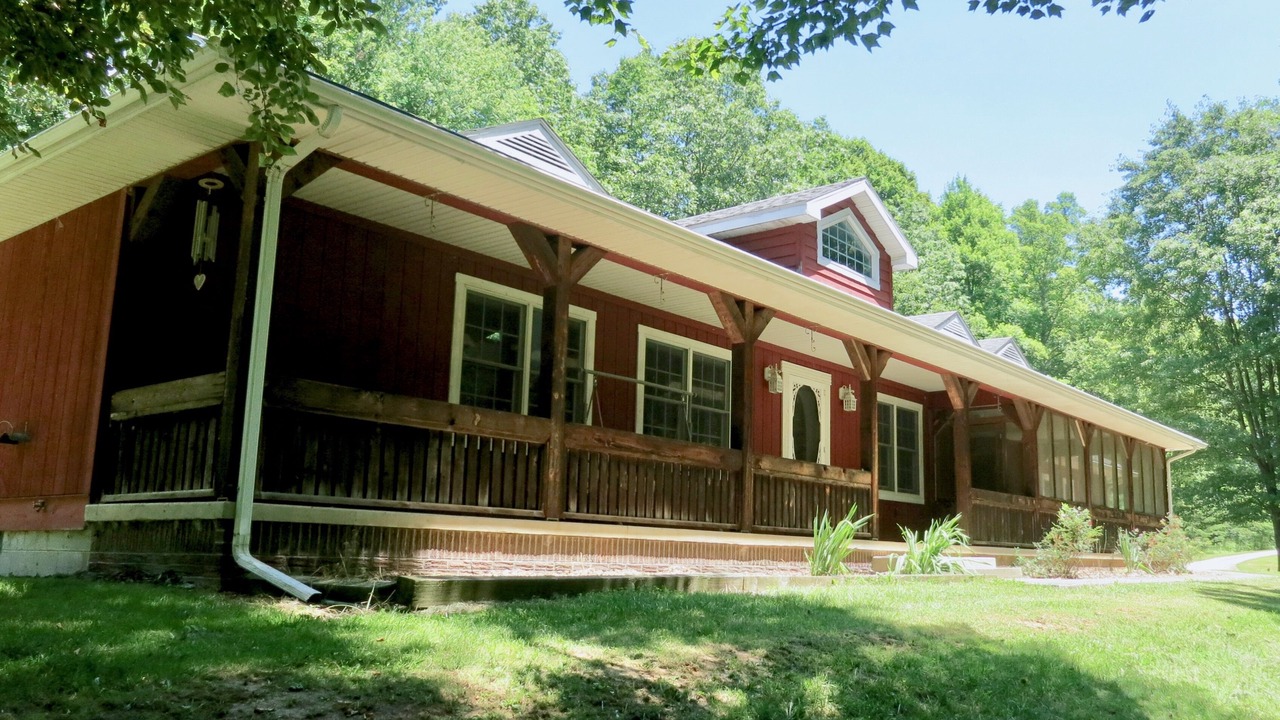 Photo of Outdoor in Nelsonville