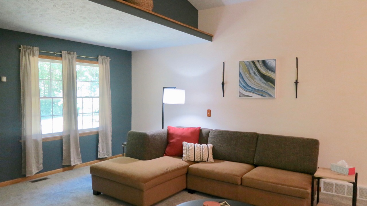 Photo of Livingroom in Nelsonville