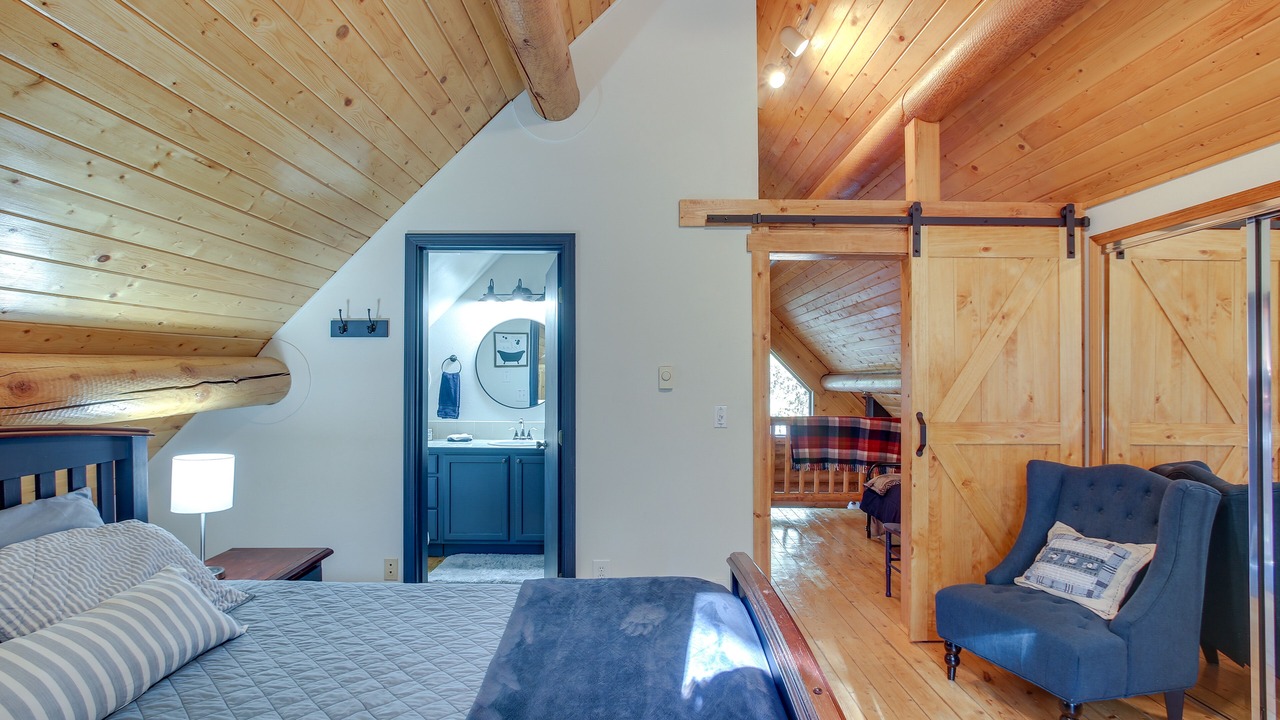 Photo of Bedroom in Carey Bay