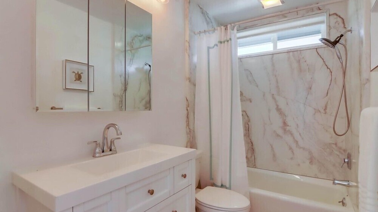 Photo of Bathroom in Mission Beach
