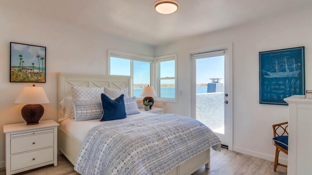 Photo of Bedroom in Mission Beach