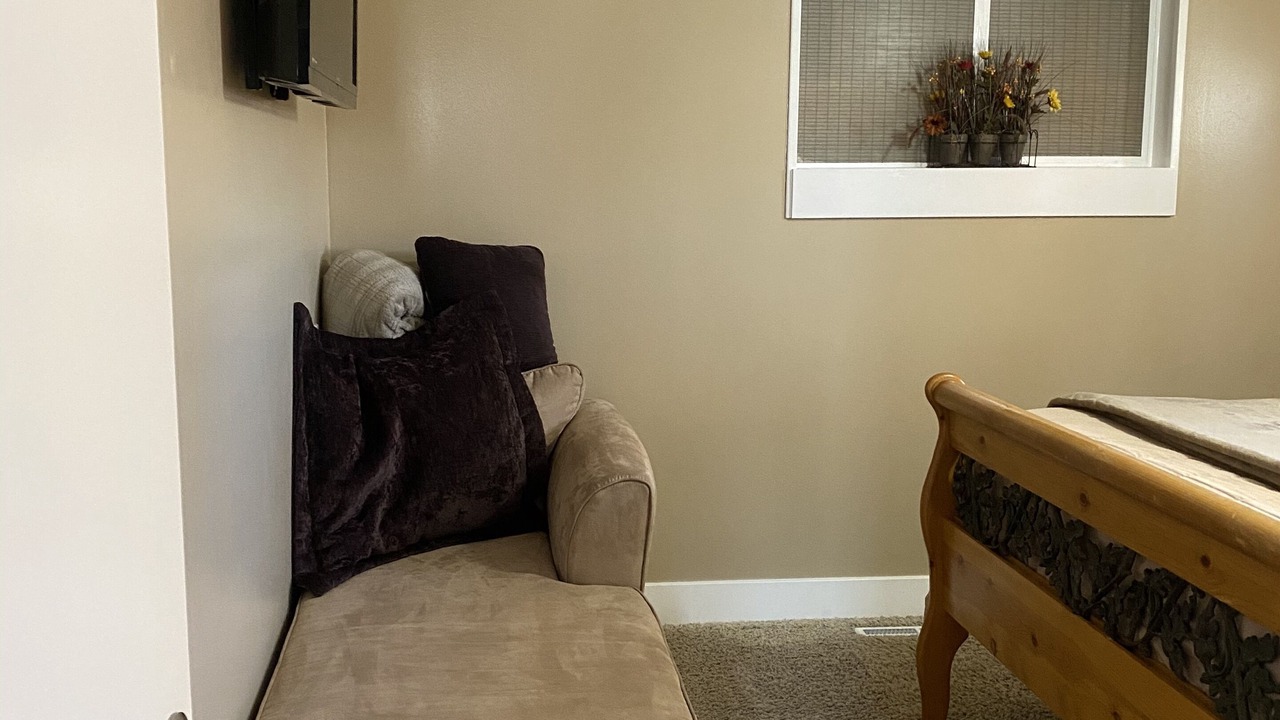 Photo of Livingroom in Bountiful