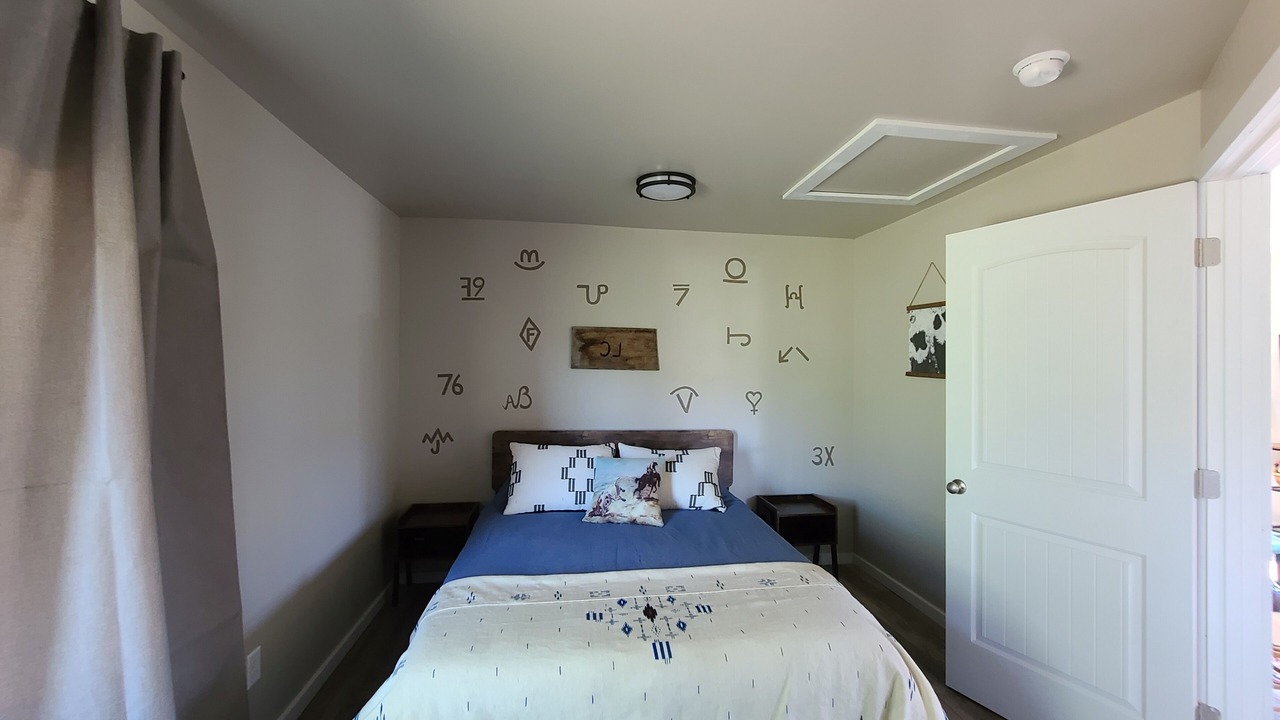 Photo of Bedroom in Salmon