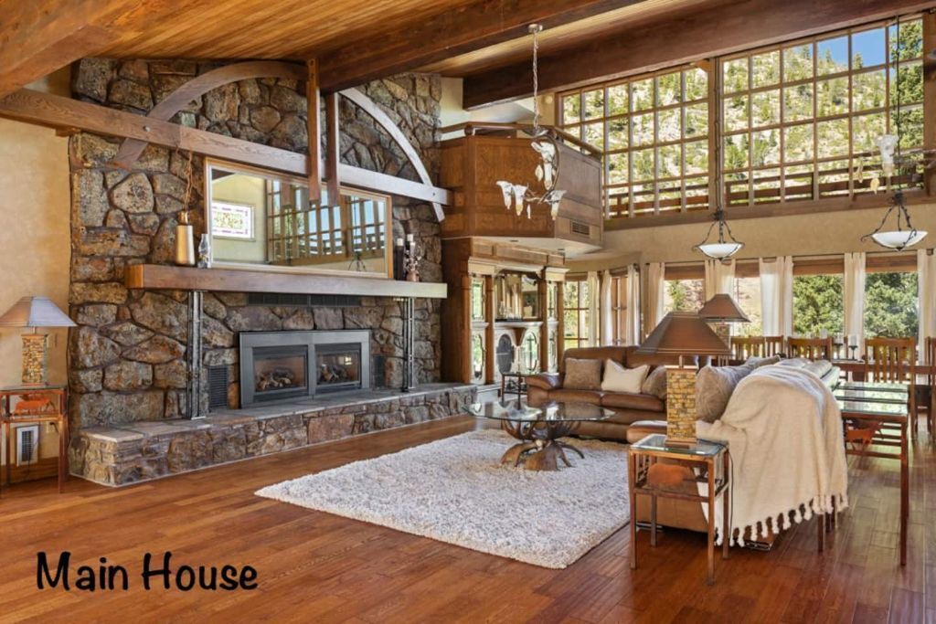 Photo of Livingroom in Red Lodge