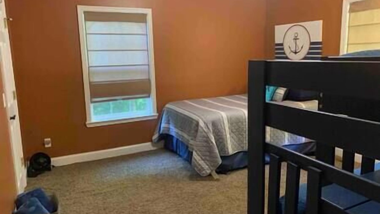 Photo of Bedroom in Counce