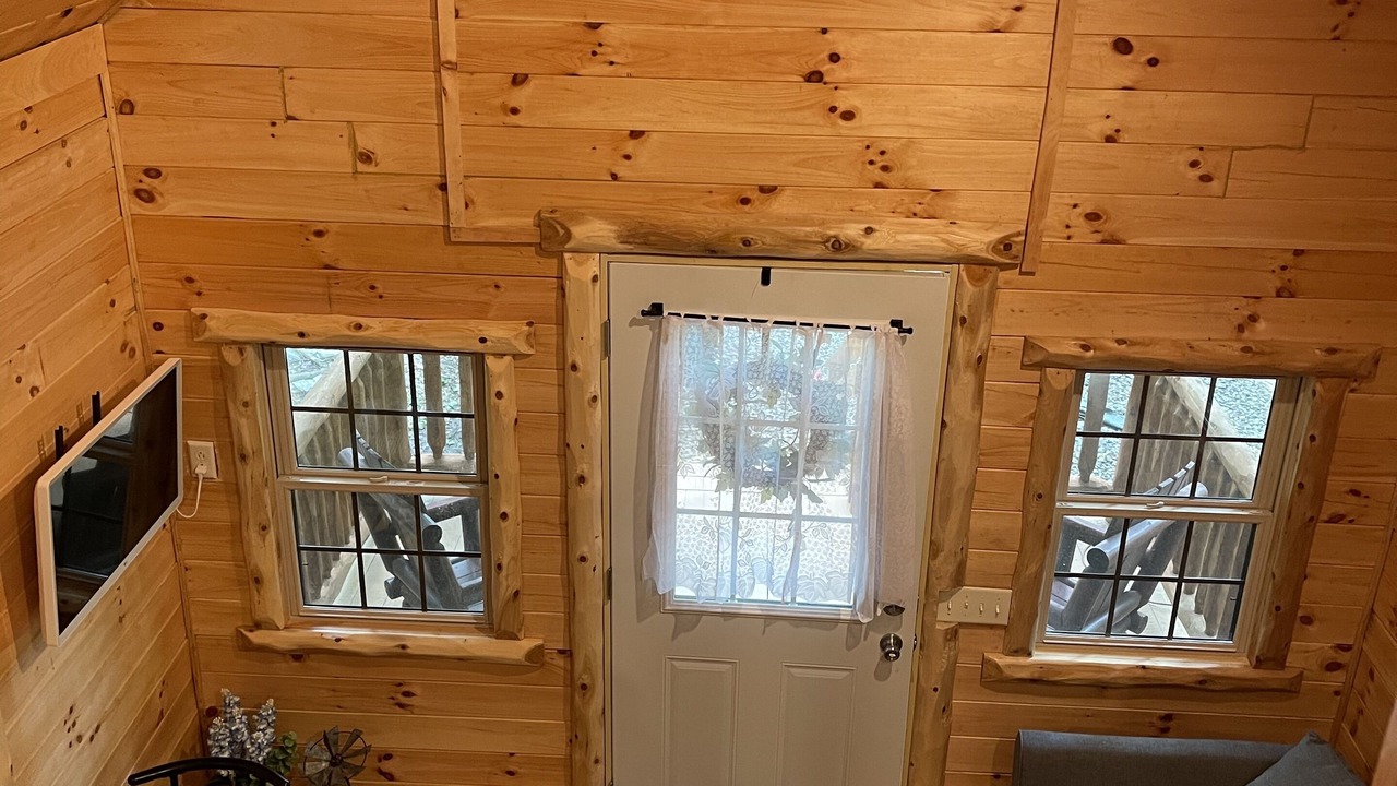Photo of Livingroom in Laurelville