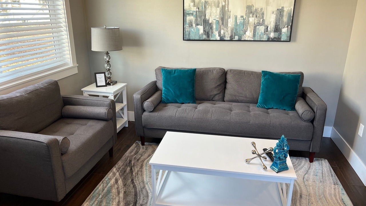 Photo of Livingroom in Riverfront