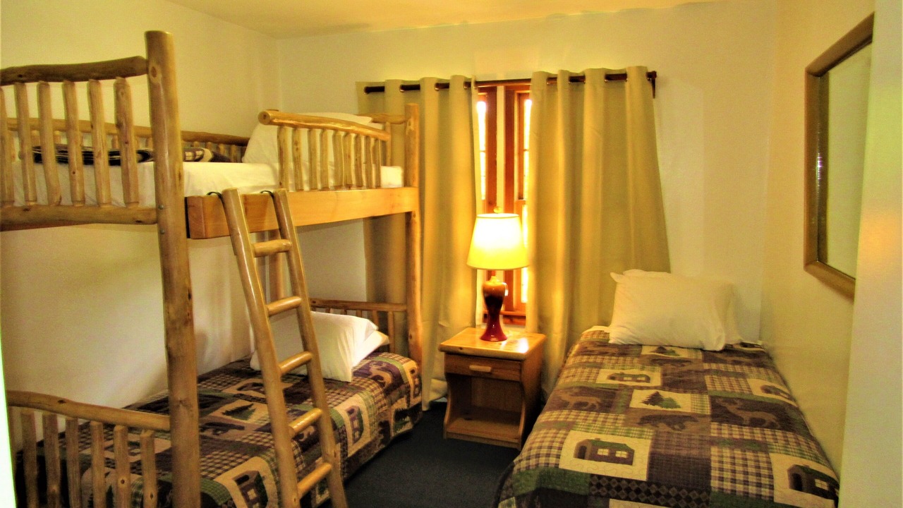 Photo of Bedroom in Almo