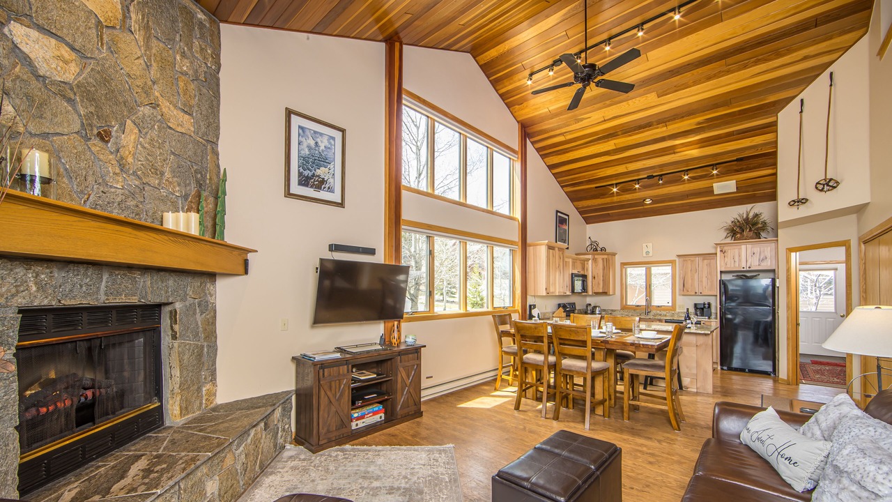 Photo of Livingroom in Big Horn