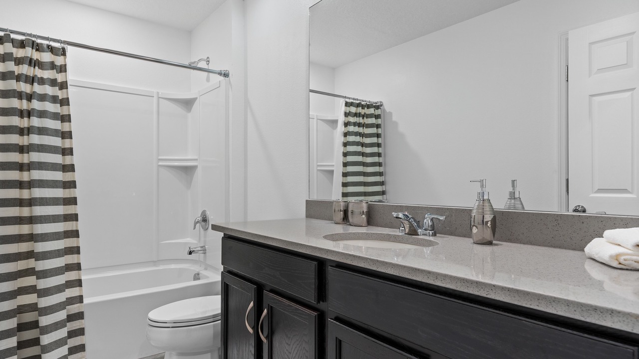 Photo of Bathroom in Bay Lake
