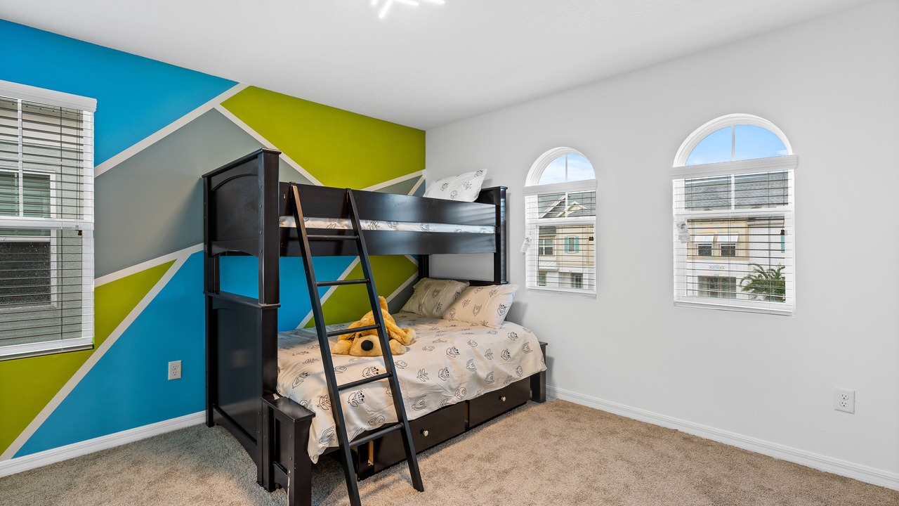 Photo of Bedroom in Bay Lake
