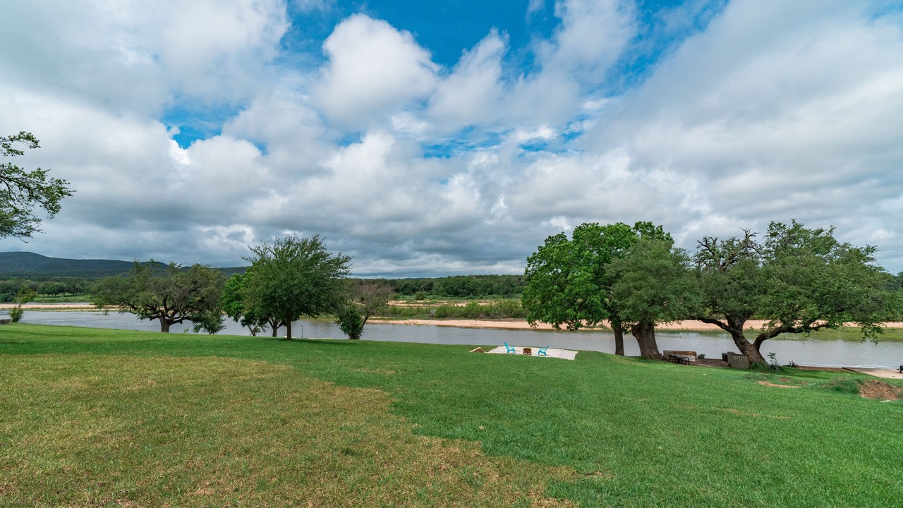 Photo of Outdoor in Kingsland