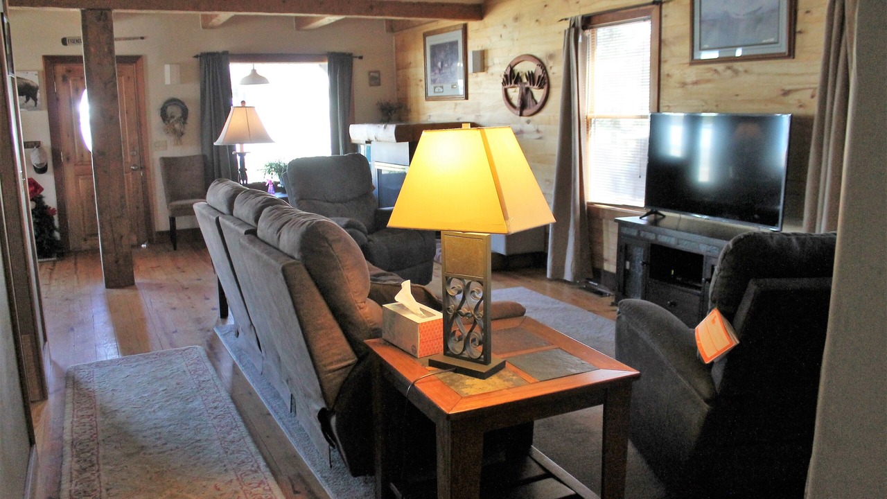 Photo of Livingroom in Sheridan