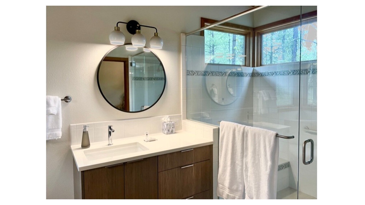 Photo of Bathroom in Black Butte Ranch