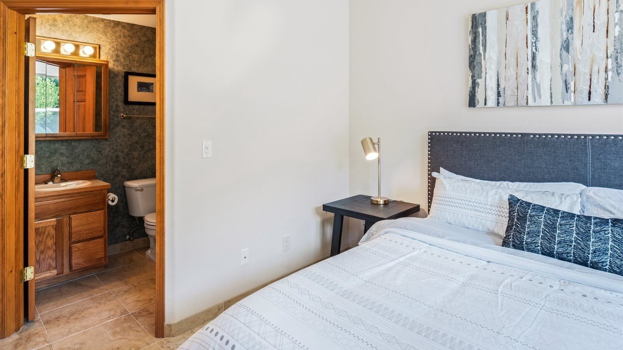 Photo of Bedroom in East Hope