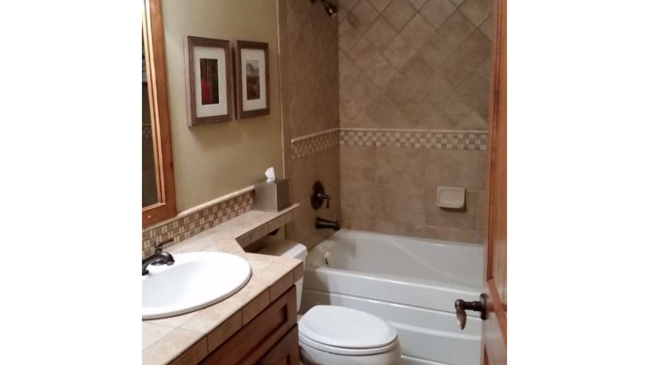 Photo of Bathroom in Tamarack Resort