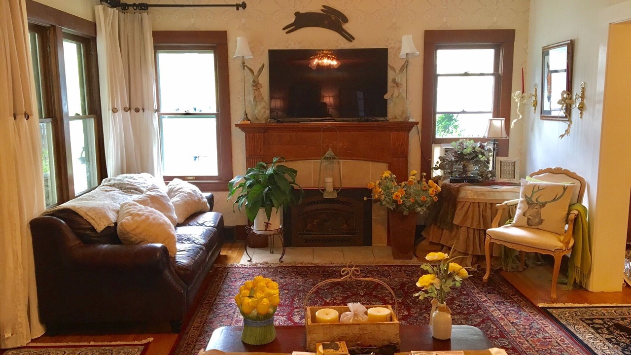 Photo of Livingroom in Garden District