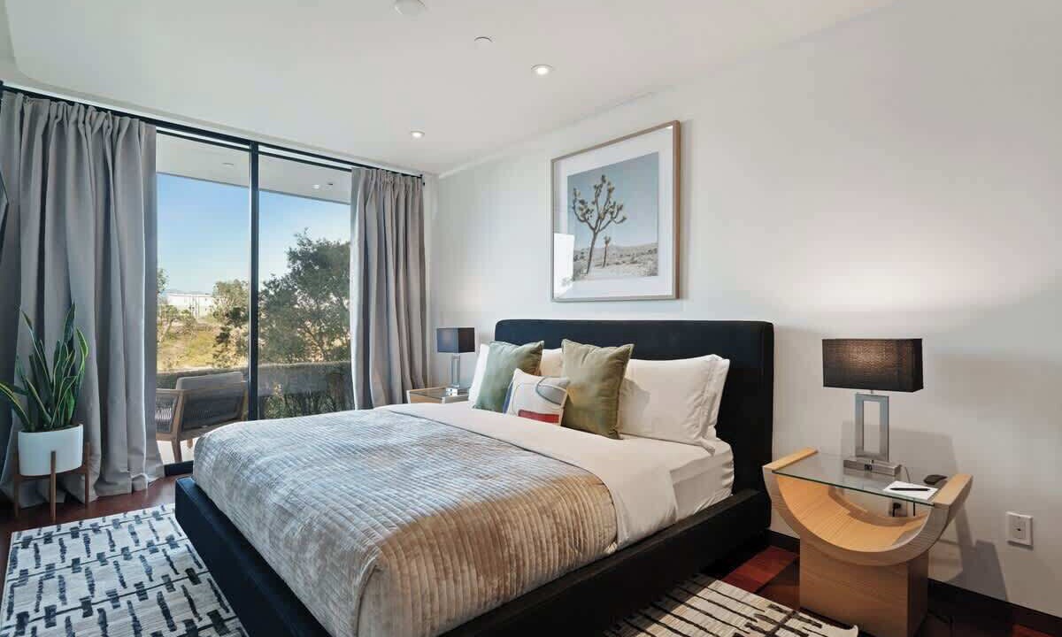 Photo of Bedroom in Hollywood Hills