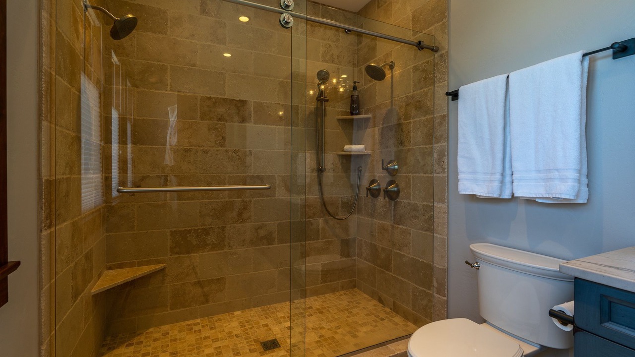 Photo of Bathroom in Pray