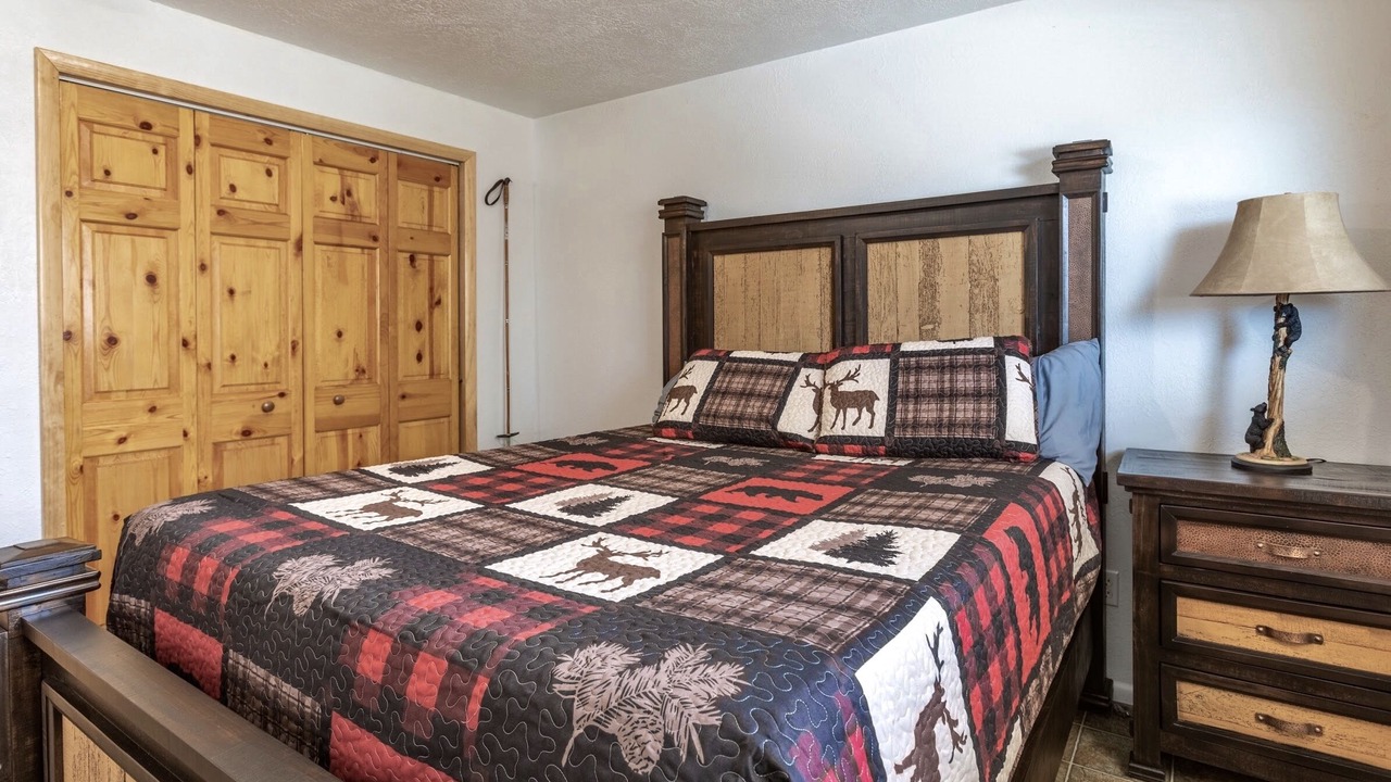 Photo of Bedroom in Alpine