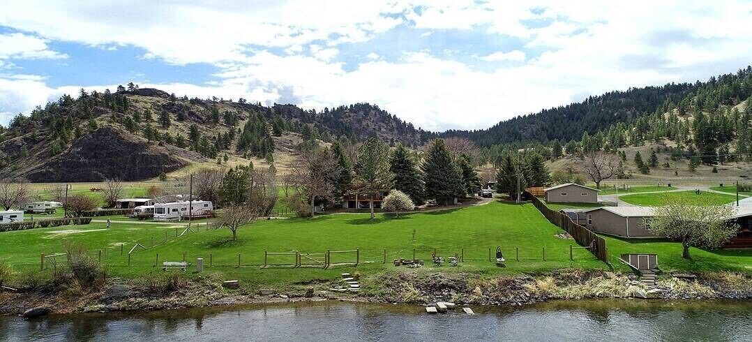 Photo of Others in Cascade