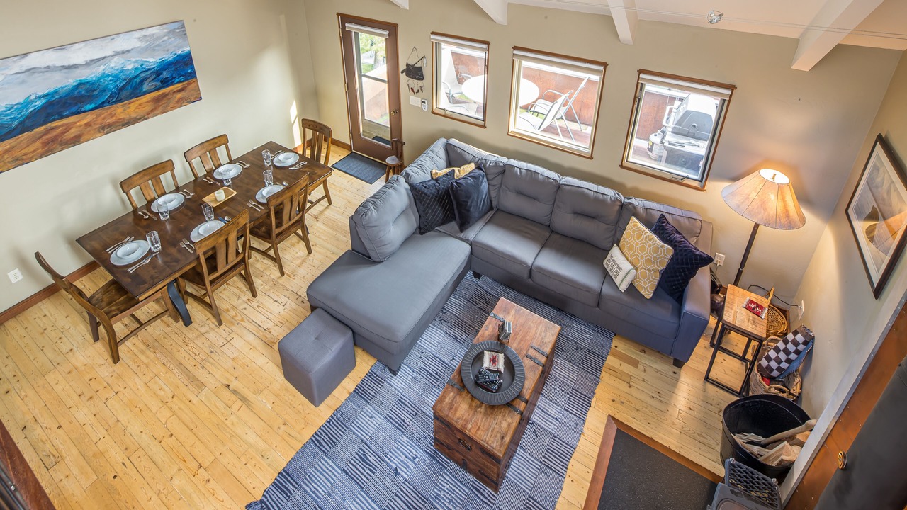 Photo of Livingroom in Big Sky Meadow Village