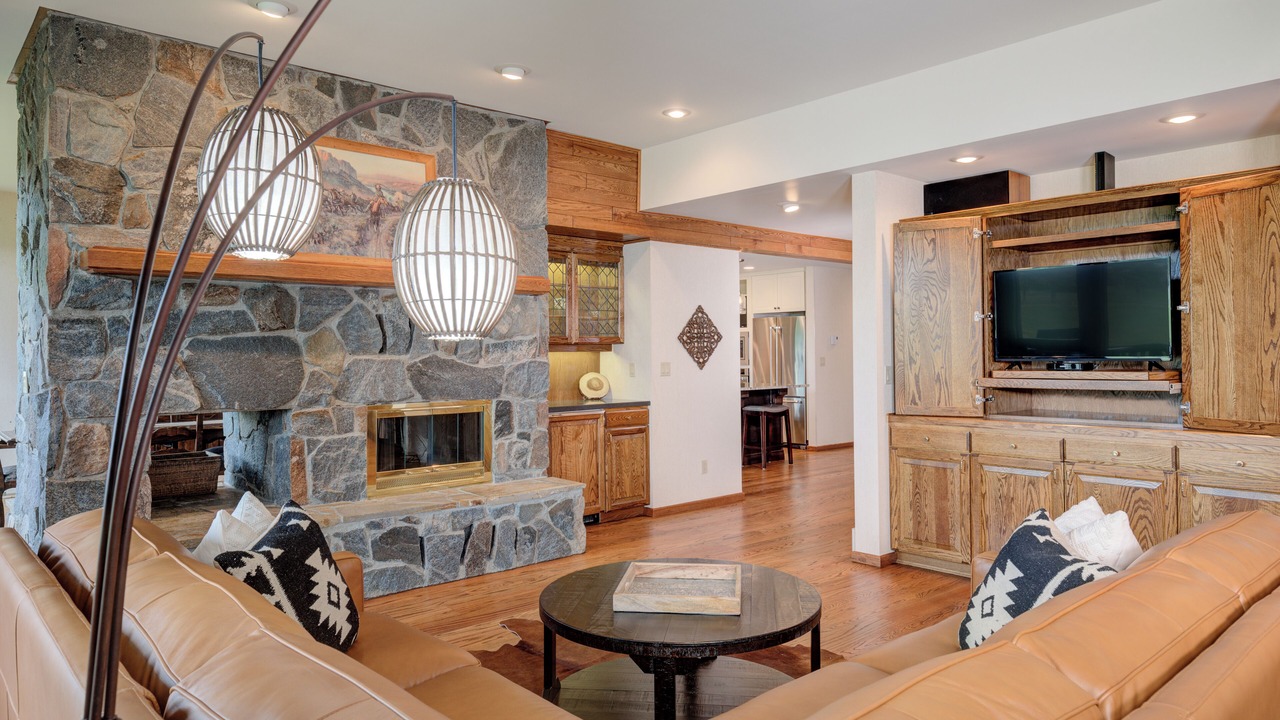 Photo of Others in Big Sky Meadow Village