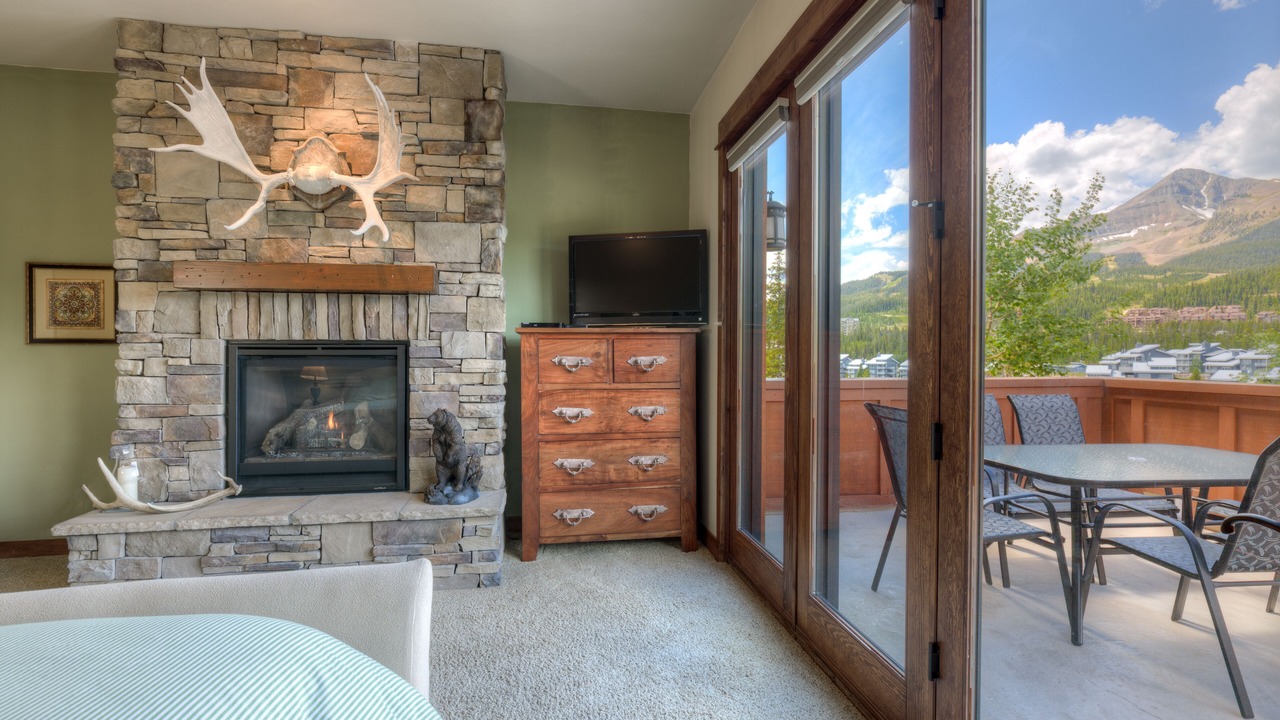 Photo of Patio Balcony in Big Sky