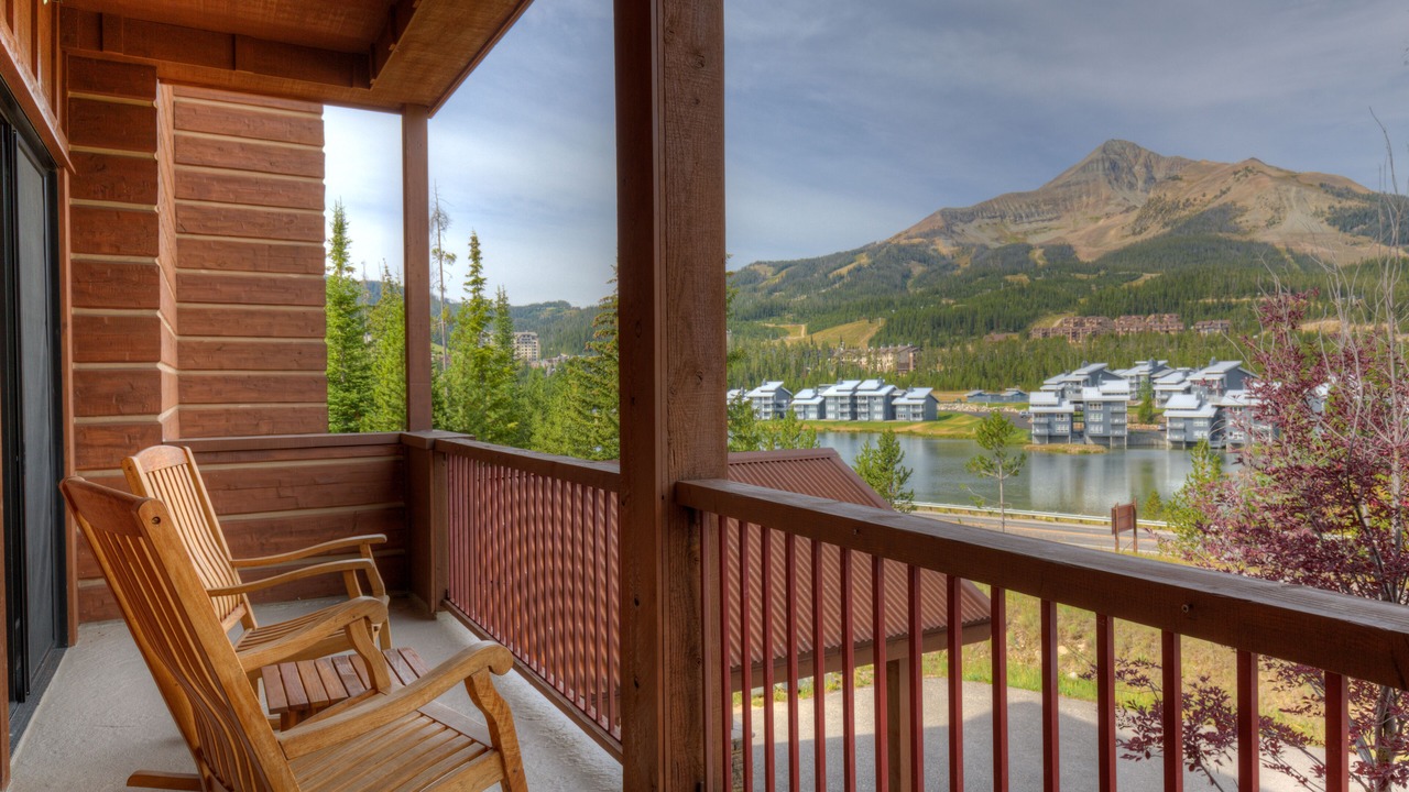 Photo of Patio Balcony in Big Sky