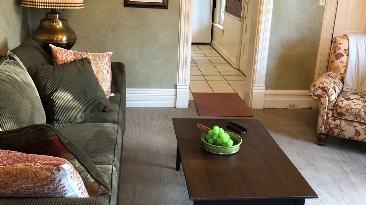 Photo of Livingroom in Farmington