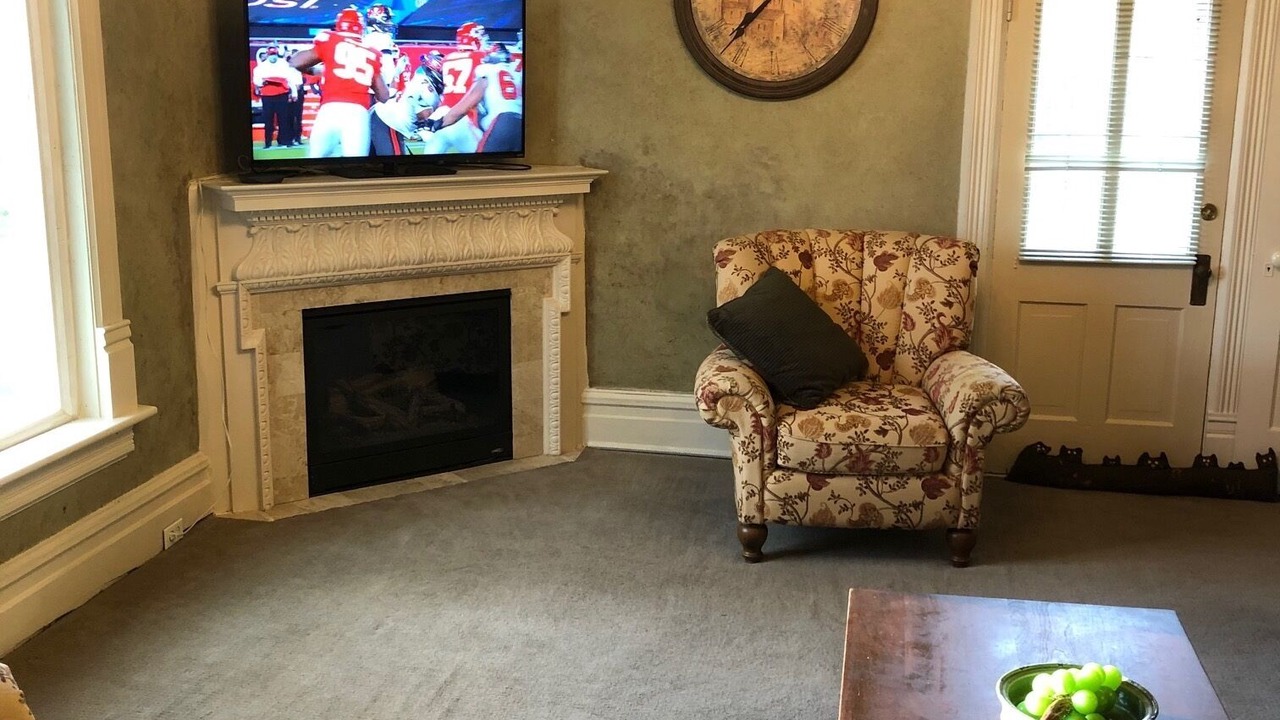 Photo of Livingroom in Farmington